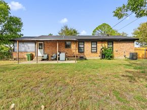 127 W Cedar Street , Hurst Texas 76053