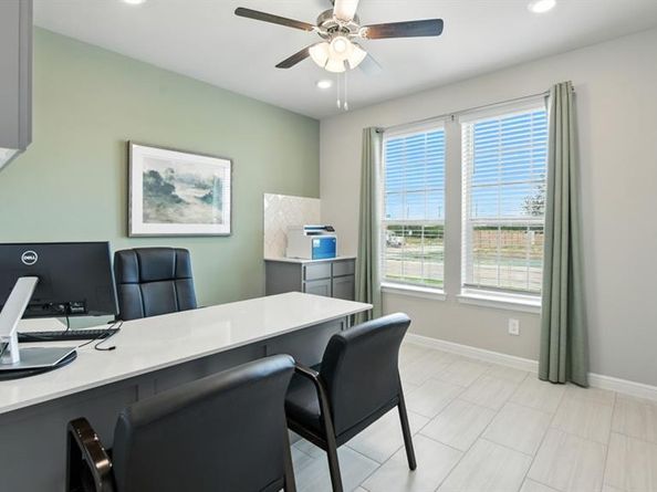 540  AMBER FIELDS Drive , Denton Texas 76259