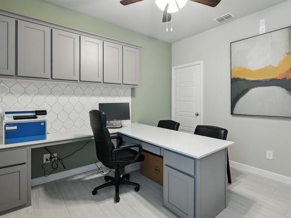 540  AMBER FIELDS Drive , Denton Texas 76259