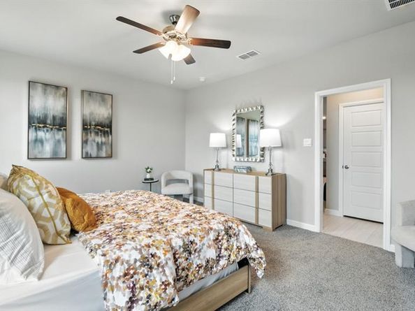 540  AMBER FIELDS Drive , Denton Texas 76259