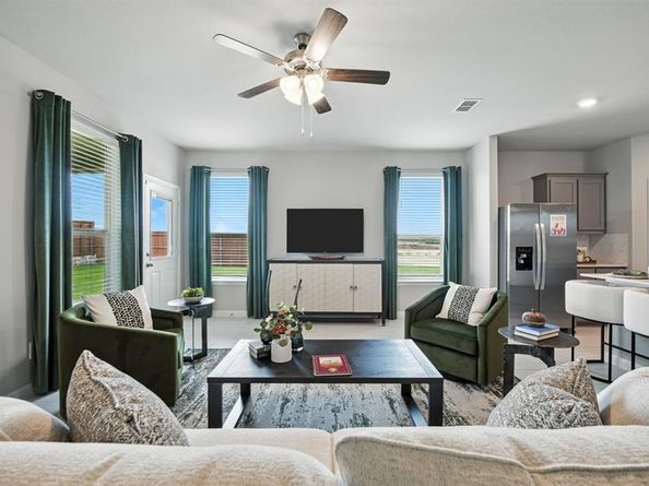 540  AMBER FIELDS Drive , Denton Texas 76259