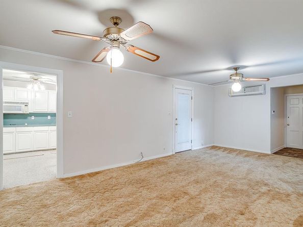 6061  Carey Road , Fort Worth Texas 76140