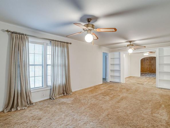 6061  Carey Road , Fort Worth Texas 76140