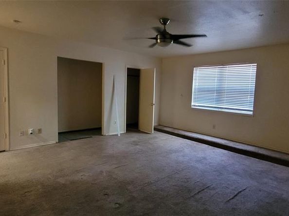 801  Redbud Street , Crowley Texas 76036