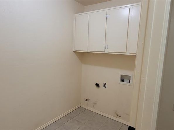 801  Redbud Street , Crowley Texas 76036