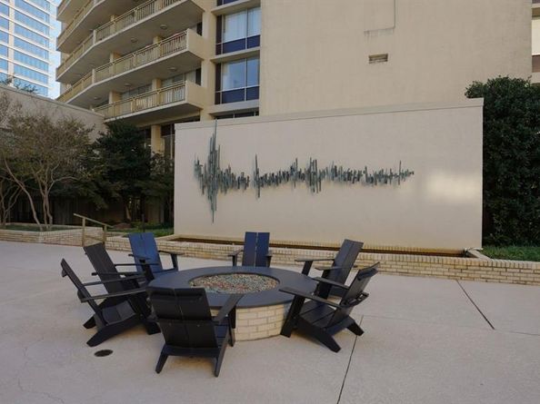 6211 W Northwest Highway  1602, Dallas Texas 75225