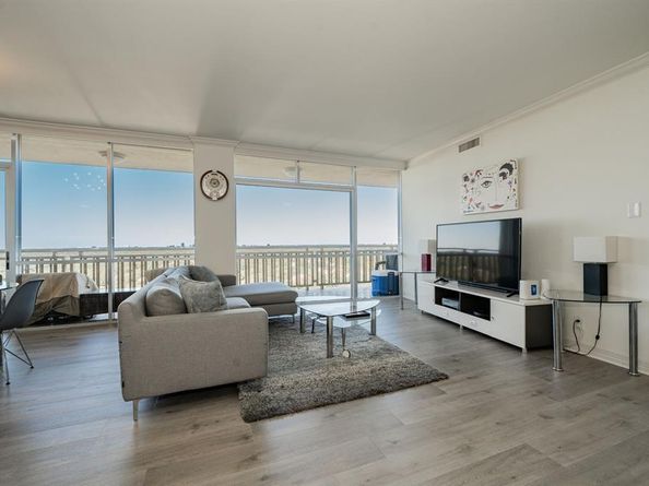 6211 W Northwest Highway  1602, Dallas Texas 75225