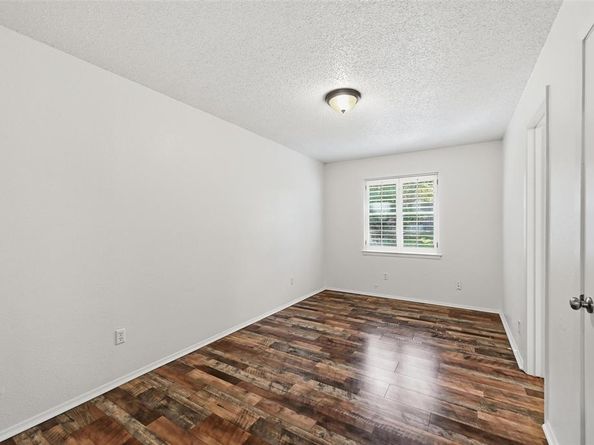 6320  Lunar Drive , Edgecliff Village Texas 76134