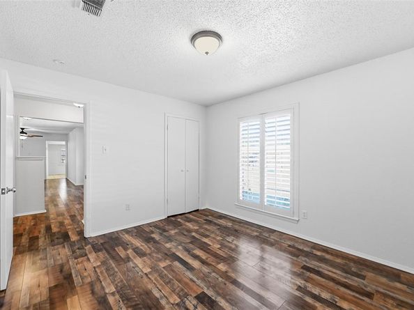 6320  Lunar Drive , Edgecliff Village Texas 76134