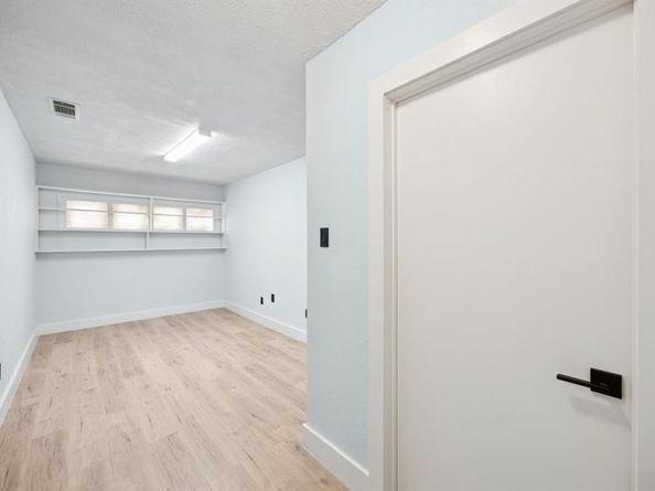 4015  Hideaway Drive , Arlington Texas 76017