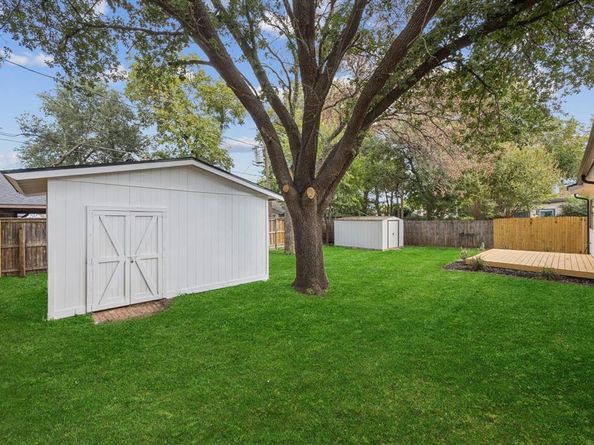 4015  Hideaway Drive , Arlington Texas 76017