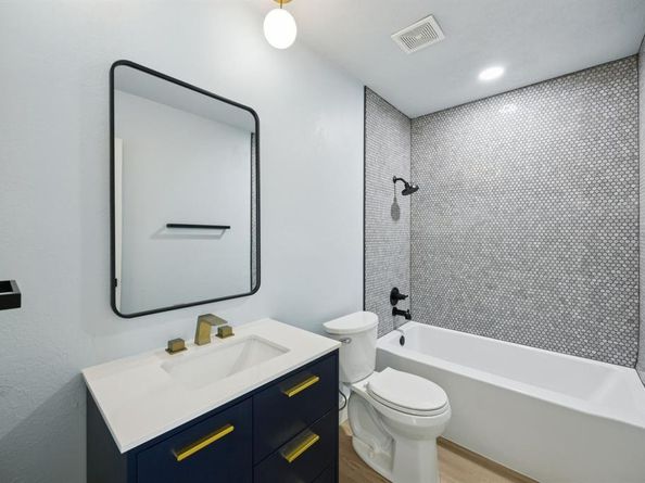 4015  Hideaway Drive , Arlington Texas 76017