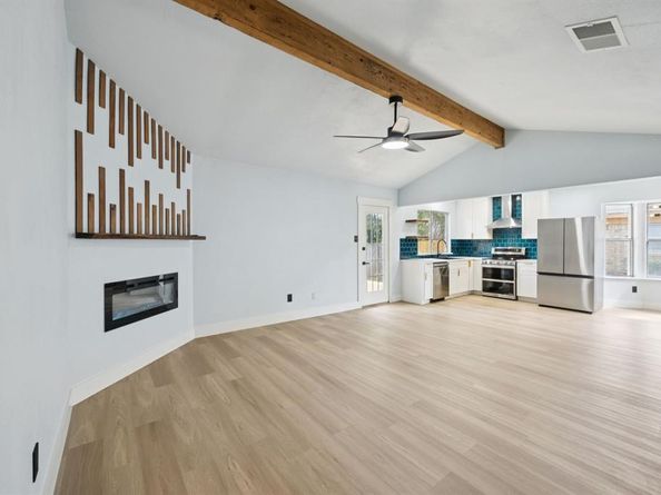 4015  Hideaway Drive , Arlington Texas 76017