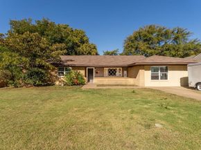 5720  Whitman Avenue , Fort Worth Texas 76133