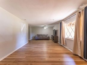 5720  Whitman Avenue , Fort Worth Texas 76133