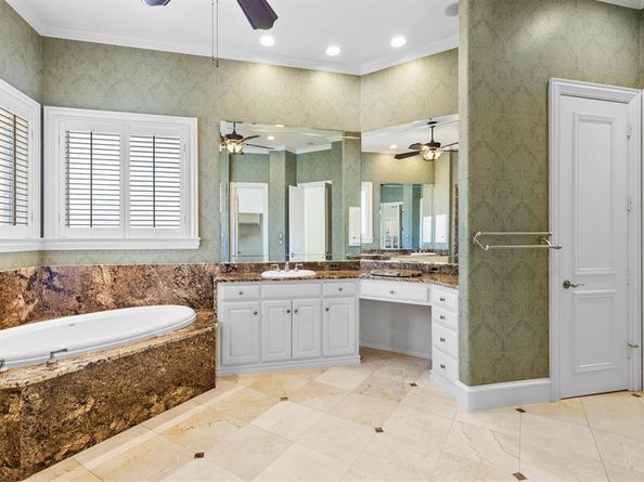 5731  Portsmouth Lane , Dallas Texas 75252