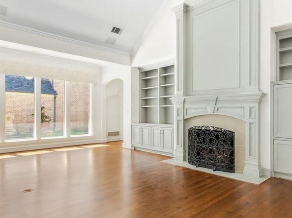 5731  Portsmouth Lane , Dallas Texas 75252