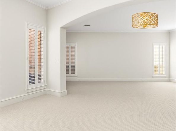 5731  Portsmouth Lane , Dallas Texas 75252