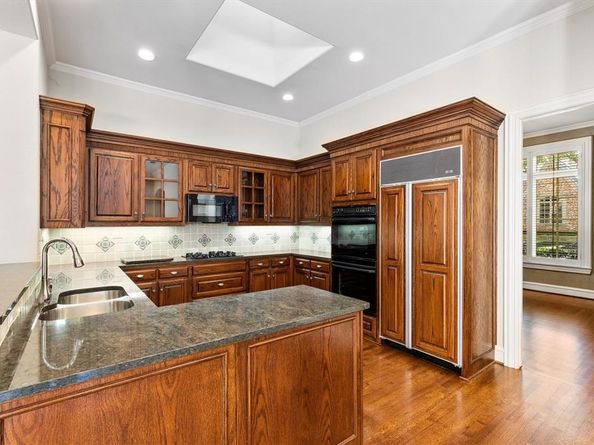 5731  Portsmouth Lane , Dallas Texas 75252