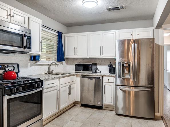 613  Mclemore Drive , Garland Texas 75040