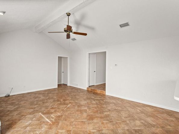 1106  Almond Drive , Mansfield Texas 76063