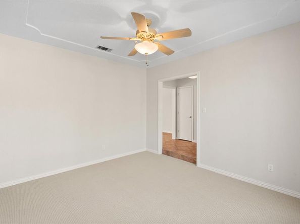 1106  Almond Drive , Mansfield Texas 76063