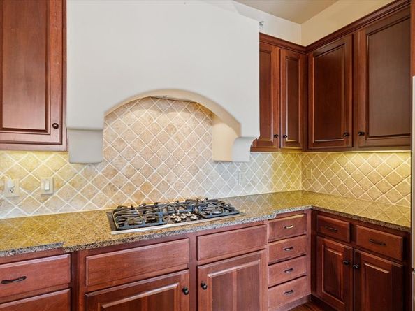 610  Via Ravello   410, Irving Texas 75039