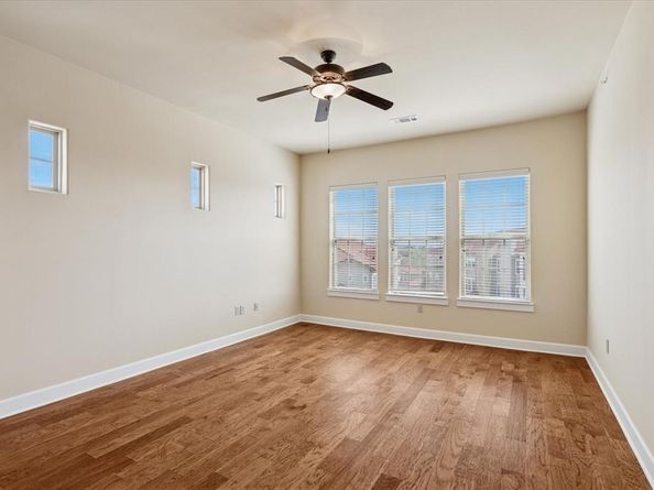 610  Via Ravello   410, Irving Texas 75039