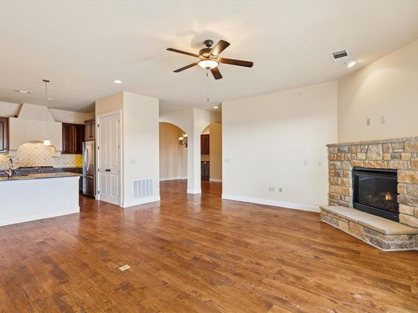 610  Via Ravello   410, Irving Texas 75039