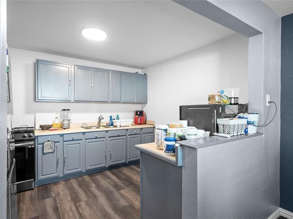 4115 S Peachtree Road , Balch Springs Texas 75180