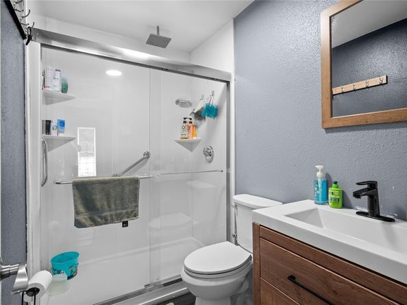 4115 S Peachtree Road , Balch Springs Texas 75180