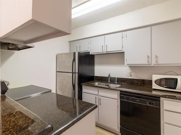 4044  Buena Vista   104, Dallas Texas 75204