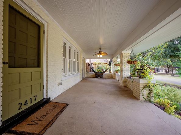 2417  5th Avenue , Fort Worth Texas 76110