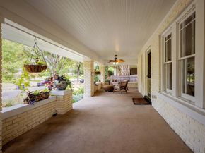 2417  5th Avenue , Fort Worth Texas 76110