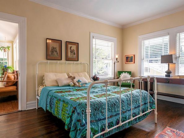 2417  5th Avenue , Fort Worth Texas 76110