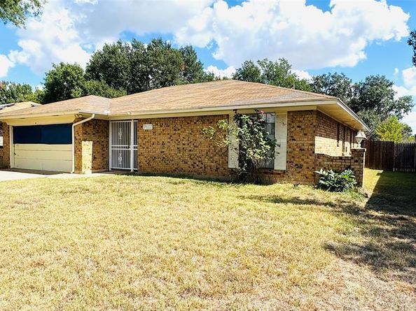 7417  Glen Haven Drive , Fort Worth Texas 76133