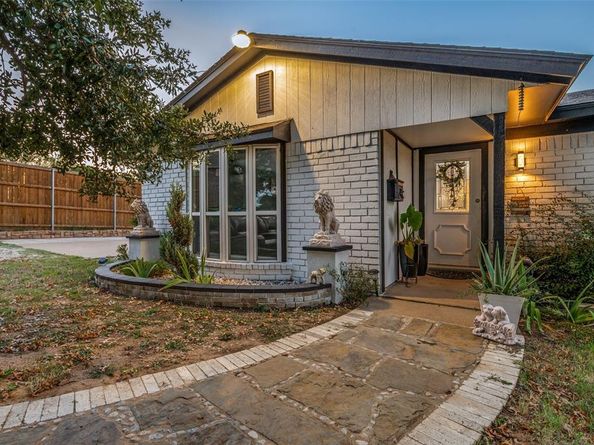 185  Nelson Wyatt Road , Mansfield Texas 76063