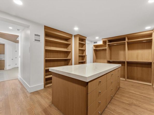 9930  Strait Lane , Dallas Texas 75220