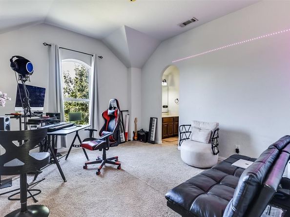 9816  Nolina Road , Fort Worth Texas 76177