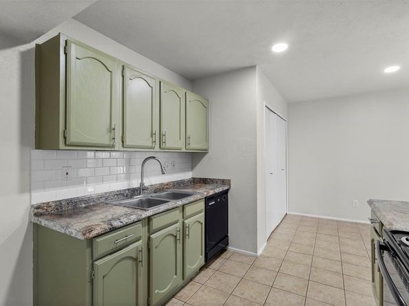 4037  Engleman Street , Fort Worth Texas 76137