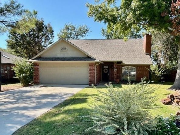2102  Jasmine Street , Denton Texas 76205