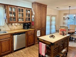 2102  Jasmine Street , Denton Texas 76205