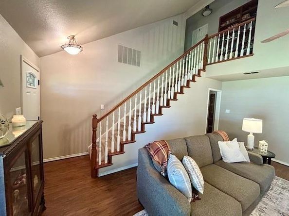 2102  Jasmine Street , Denton Texas 76205