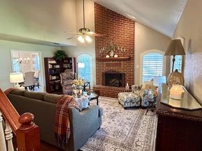 2102  Jasmine Street , Denton Texas 76205