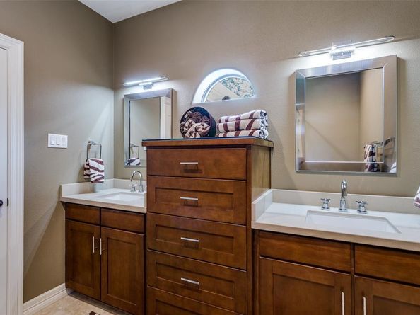 452  Windjammer Lane , Azle Texas 76020