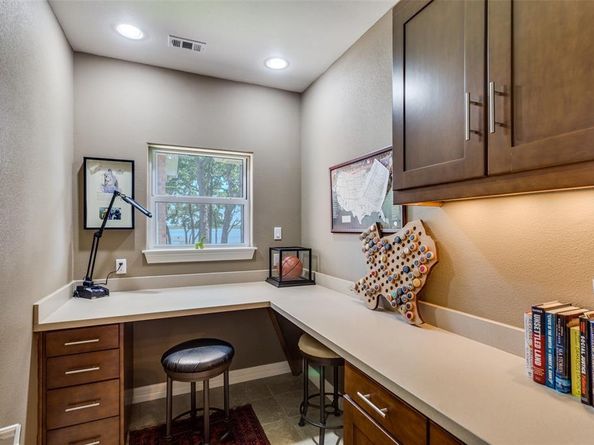 452  Windjammer Lane , Azle Texas 76020