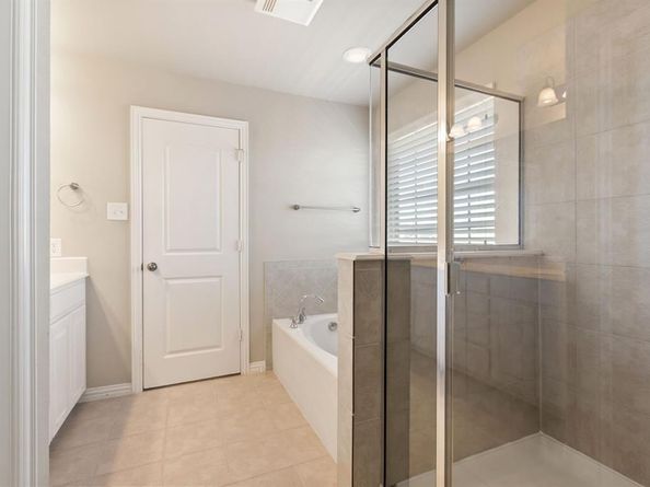 309  Sir Brine Drive , Lewisville Texas 75056