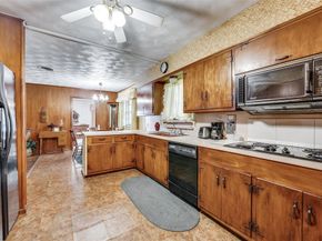 611  Woodacre Drive , Dallas Texas 75241