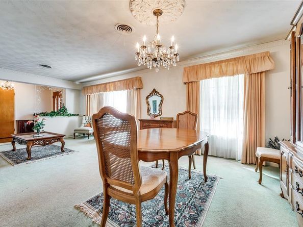 611  Woodacre Drive , Dallas Texas 75241