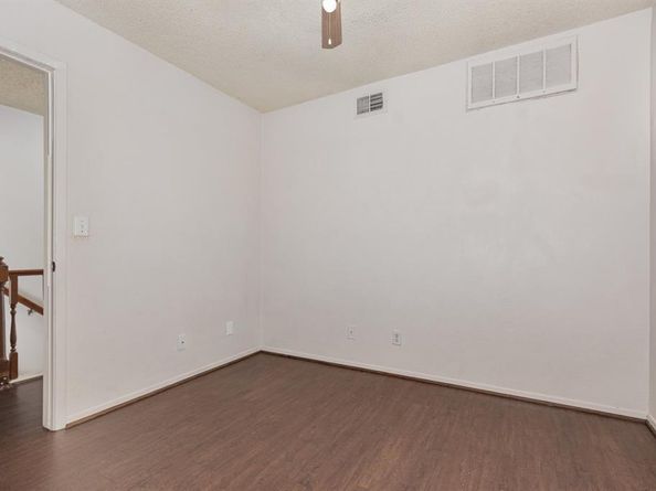 724 W Collins Street , Denton Texas 76201